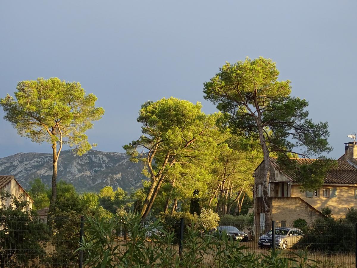 La Coudouliere Hotel Saint-Rémy-de-Provence Exterior foto