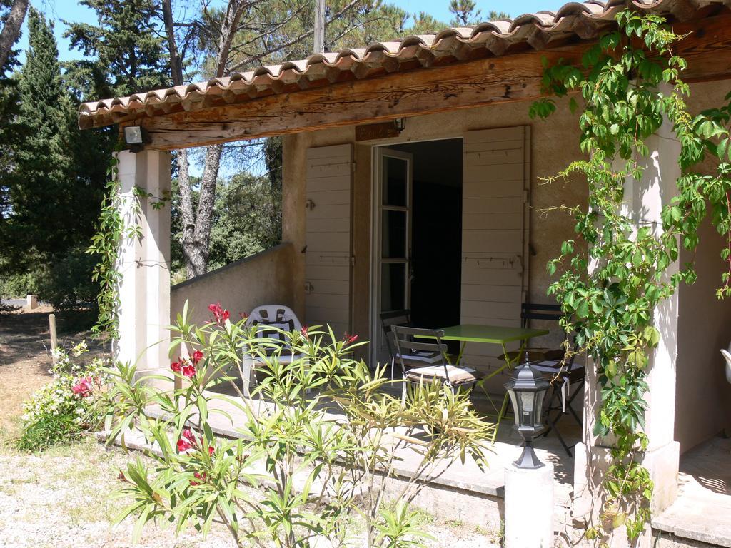 La Coudouliere Hotel Saint-Rémy-de-Provence Quarto foto